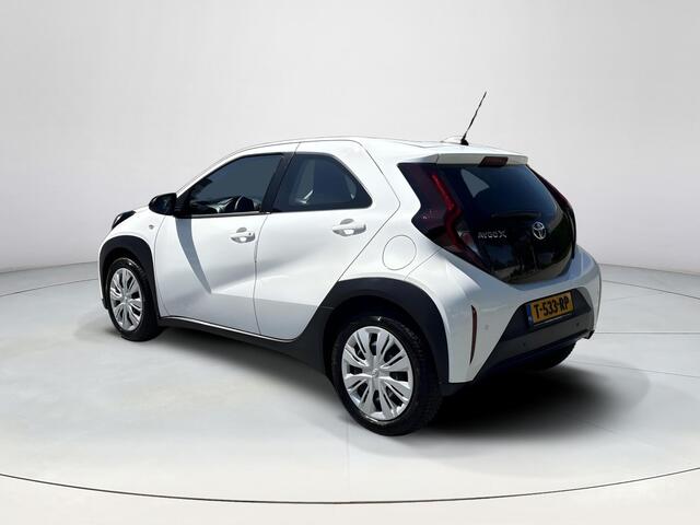 Toyota AYGO X 1.0 VVT-i MT Play **PARKEERSENSOREN ACHTER/ ADAPTIEF CRUISE CONTROL/ APPLE CARPLAY**