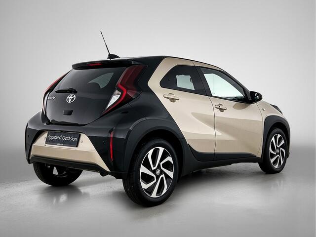 Toyota AYGO X 1.0 VVT-i S-CVT Pulse + | BTW Voertuig | Parkeersensoren voor+achter | Keyless Entry/Start | Climate Control | Cruise Control Adaptive | achteruitrijcamera | Apple CarPlay/Android Auto |