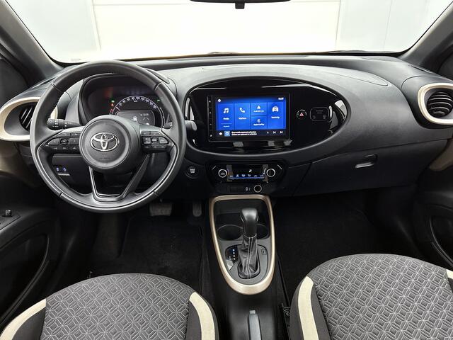 Toyota AYGO X 1.0 VVT-i S-CVT Pulse + | BTW Voertuig | Parkeersensoren voor+achter | Keyless Entry/Start | Climate Control | Cruise Control Adaptive | achteruitrijcamera | Apple CarPlay/Android Auto |