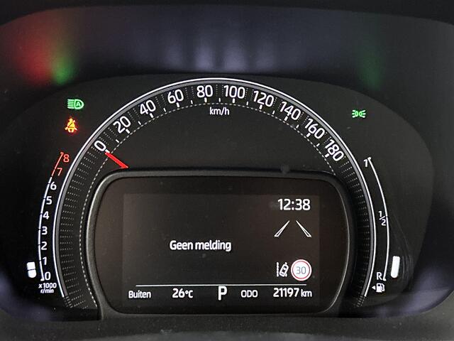 Toyota AYGO X 1.0 VVT-i S-CVT Pulse + | BTW Voertuig | Parkeersensoren voor+achter | Keyless Entry/Start | Climate Control | Cruise Control Adaptive | achteruitrijcamera | Apple CarPlay/Android Auto |