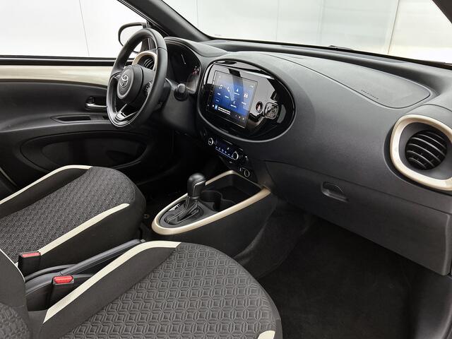 Toyota AYGO X 1.0 VVT-i S-CVT Pulse + | BTW Voertuig | Parkeersensoren voor+achter | Keyless Entry/Start | Climate Control | Cruise Control Adaptive | achteruitrijcamera | Apple CarPlay/Android Auto |