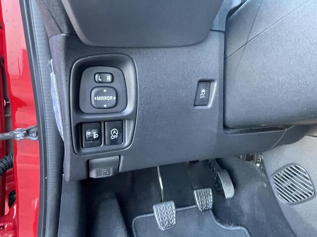 Toyota AYGO 1.0 VVT-i x-play | Rijklaar prijs | Apple/Android Navigatie | All-season banden | Org NL en 1e Eigenaar |