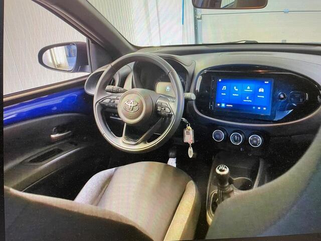 Toyota AYGO X 1.0 VVT-i MT Play CAMERA / CARPLAY / ANDROID.AUTO / AIRCO