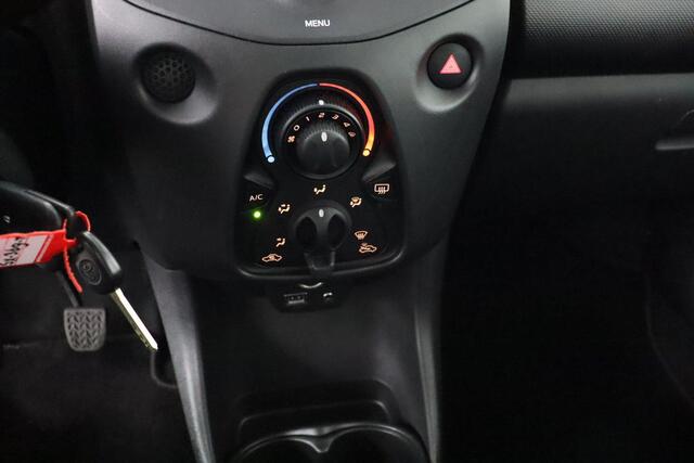 Toyota AYGO 1.0 VVT-i x-fun | Airco | Bluetooth |
