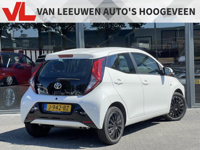 Toyota AYGO 1.0 VVT-i x-play | Nieuw binnen | Airco | Camera | NAP