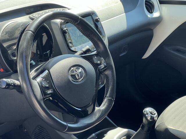 Toyota AYGO 1.0 VVT-i x-play | Nieuw binnen | Airco | Camera | NAP