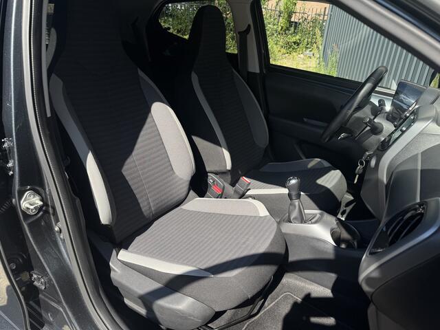 Toyota AYGO 1.0 x-clusiv Camera, Carplay, NAP, Trehaak