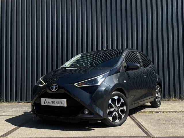 Toyota AYGO 1.0 x-clusiv Camera, Carplay, NAP, Trehaak