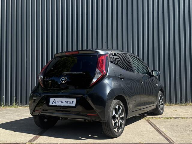 Toyota AYGO 1.0 x-clusiv Camera, Carplay, NAP, Trehaak