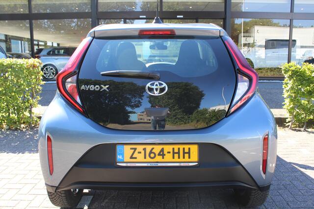 Toyota AYGO X 1.0 VVT-i MT Play | Rijklaar | LMV | Apple/Android | Camera | DAB+ | Bluetooth