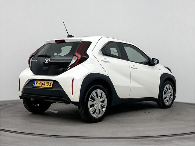 Toyota AYGO X 1.0 VVT-i MT Play | Parkeercamera | Apple Carplay/Android Auto | Airco |