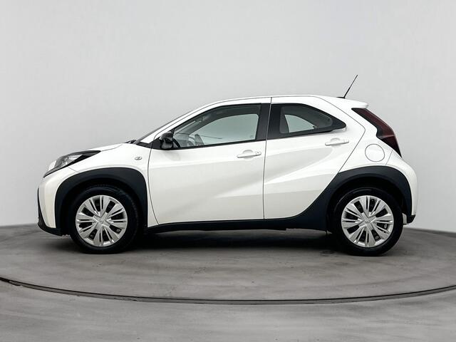 Toyota AYGO X 1.0 VVT-i MT Play | Parkeercamera | Apple Carplay/Android Auto | Airco |