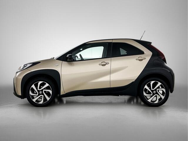 Toyota AYGO X 1.0 VVT-i S-CVT Pulse + | BTW Voertuig | Parkeersensoren voor+achter | Keyless Entry/Start | Climate Control | Cruise Control Adaptive | achteruitrijcamera | Apple CarPlay/Android Auto |