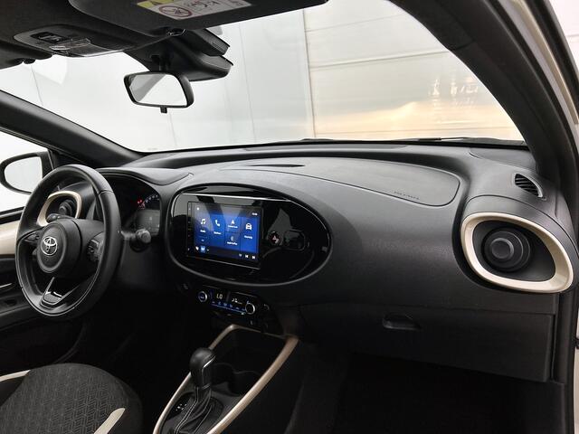 Toyota AYGO X 1.0 VVT-i S-CVT Pulse + | BTW Voertuig | Parkeersensoren voor+achter | Keyless Entry/Start | Climate Control | Cruise Control Adaptive | achteruitrijcamera | Apple CarPlay/Android Auto |