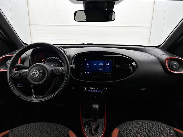 Toyota AYGO X 1.0 VVT-i S-CVT Pulse + | BTW Voertuig | Parkeersensoren voor+achter | Keyless Entry/Start | Climate Control | Cruise Control Adaptive | achteruitrijcamera | Apple CarPlay/Android Auto |