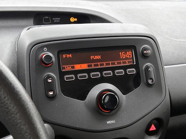 Toyota AYGO 1.0 VVT-i x-fun | Dealer Onderhouden | Airco | Bluetooth | Elektrische ramen voor | Snelheidsbegrenzer |