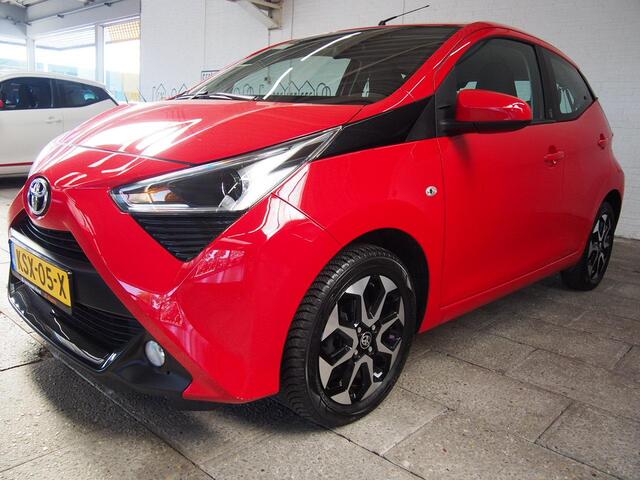 Toyota AYGO 1.0 VVT-i x-joy Automaat (APK:Nieuw) Carplay