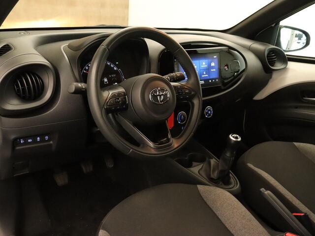 Toyota AYGO X 1.0 VVT-i MT Play - ORIGINEEL NEDERLANDSE AUTO - ACHTERUITRIJCAMERA - CRUISE CONTROL - APPLE CARPLAY/ANDROID AUTO - AIRCO - BLUETOOTH TELEFOONVOORBEREIDING - MULTIMEDIA SCHERM