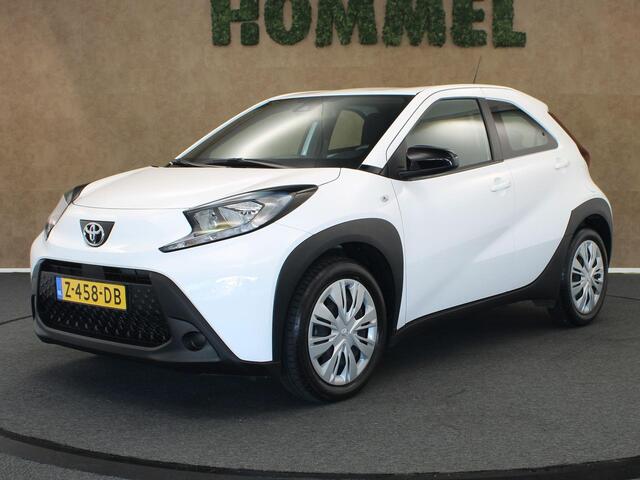 Toyota AYGO X 1.0 VVT-i MT Play - ORIGINEEL NEDERLANDSE AUTO - ACHTERUITRIJCAMERA - CRUISE CONTROL - APPLE CARPLAY/ANDROID AUTO - AIRCO - BLUETOOTH TELEFOONVOORBEREIDING - MULTIMEDIA SCHERM