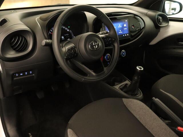 Toyota AYGO X 1.0 VVT-i MT Play - ORIGINEEL NEDERLANDSE AUTO - ACHTERUITRIJCAMERA - CRUISE CONTROL - APPLE CARPLAY/ANDROID AUTO - AIRCO - BLUETOOTH TELEFOONVOORBEREIDING - MULTIMEDIA SCHERM