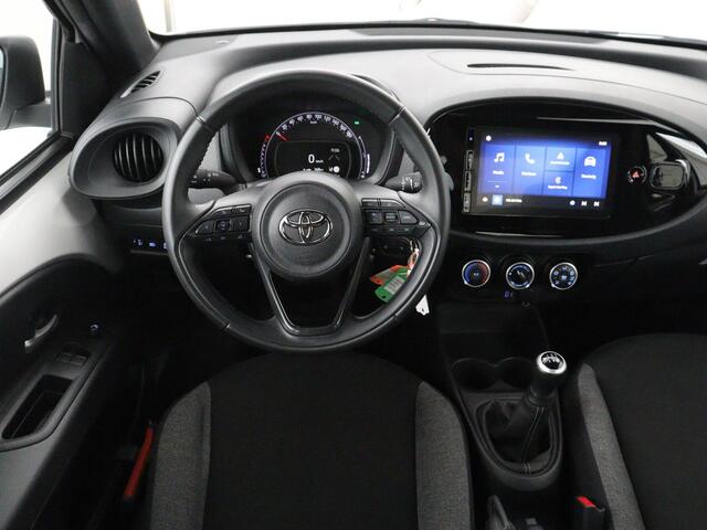 Toyota AYGO X 1.0 VVT-i MT Play | 5-deurs | Adaptive cruise | Lane assist | Carplay | DAB | NAP 31.639km | Airco