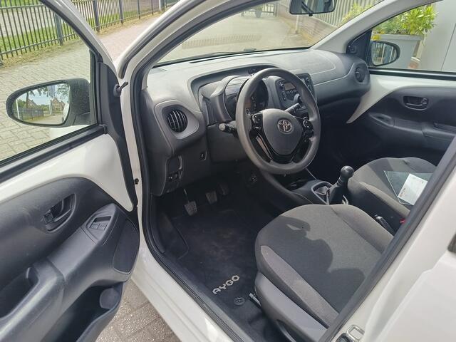 Toyota AYGO 1.0 VVT-i x-fun | Airco | Centrale deurvergrendeling | BTW | NAP |