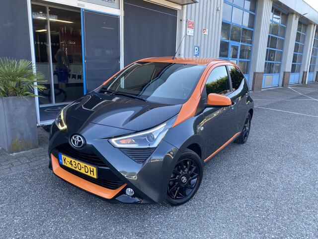 Toyota AYGO 1.0 VVT-i x-JBL