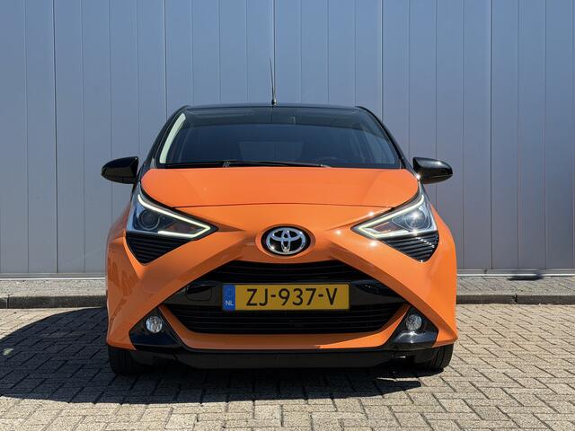 Toyota AYGO 1.0 VVT-i X-Cite Bi-Tone NL Auto Dealer Onderhouden Carplay