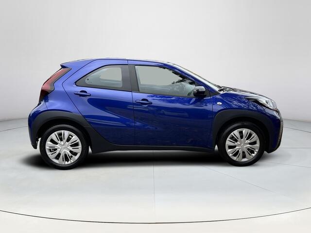 Toyota AYGO X 1.0 VVT-i MT Play
