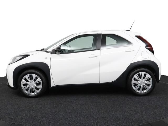 Toyota AYGO X 1.0 VVT-i MT Play | Parkeercamera | Apple Carplay/Android Auto | cruise control adaptief |