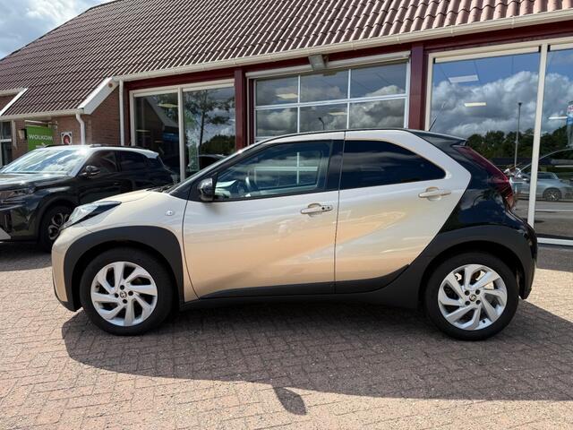 Toyota AYGO 1.0 VVT-I S-CVT PREMIUM AUTOMAAT! Camera/ACC/Stoelverwarming
