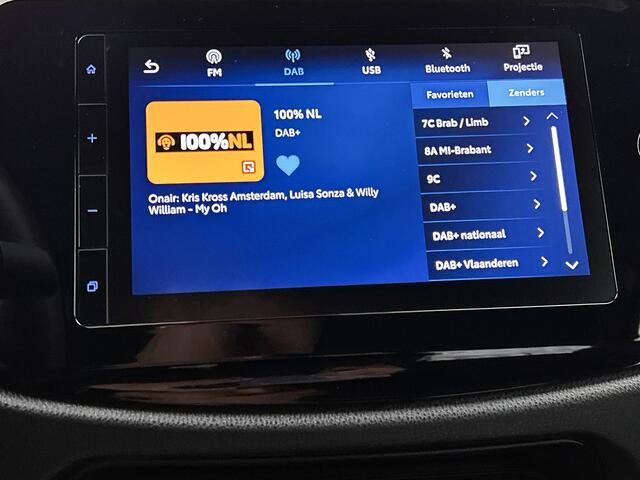 Toyota AYGO X 1.0 VVT-i S-CVT Pulse + | BTW Voertuig | Parkeersensoren voor+achter | Keyless Entry/Start | Climate Control | Cruise Control Adaptive | achteruitrijcamera | Apple CarPlay/Android Auto |