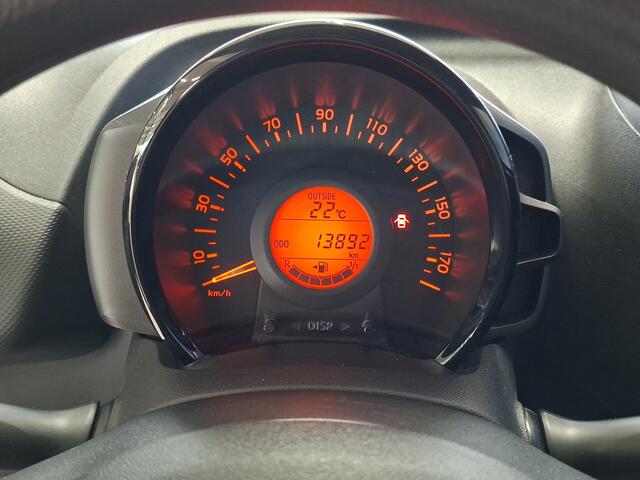Toyota AYGO 1.0 VVT-i x-fun | BTW Voertuig | Dealer onderhouden | Bluetooth | Airco | Elektrische Ramen voor |