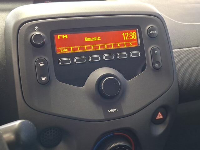 Toyota AYGO 1.0 VVT-i x-fun | BTW Voertuig | Dealer onderhouden | Bluetooth | Airco | Elektrische Ramen voor |