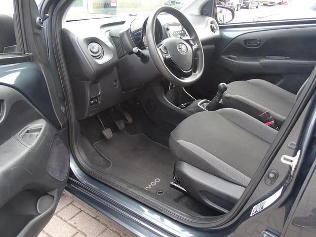 Toyota AYGO 1.0 VVT-i x-fun