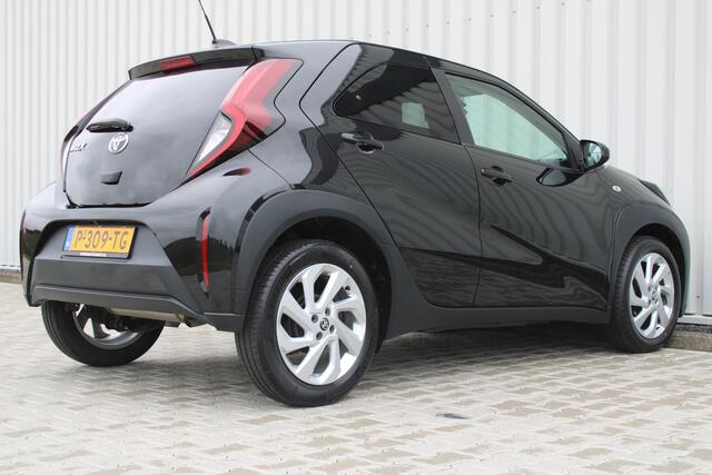 Toyota AYGO X 1.0 VVT-i MT first | Incl. 12 maanden garantie | Apple carplay/Android auto | Parkeercamera | DAB radio | Climate control | Adaptieve cruise control |