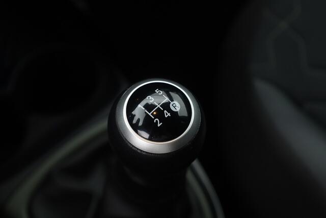 Toyota AYGO X 1.0 VVT-i MT Envy Rijklaar | Bi-Tone | JBL | Camera | Apple CarPlay | Navi | 18'' | Clima | LED