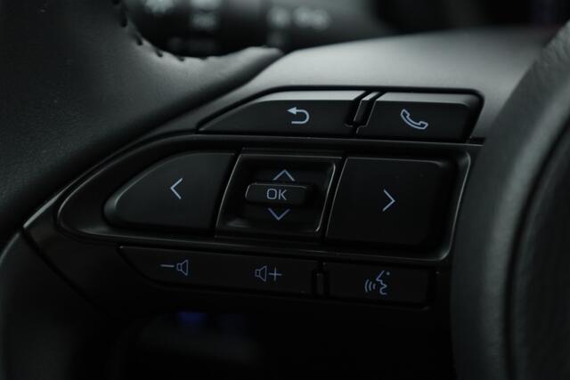 Toyota AYGO X 1.0 VVT-i MT Envy Rijklaar | Bi-Tone | JBL | Camera | Apple CarPlay | Navi | 18'' | Clima | LED