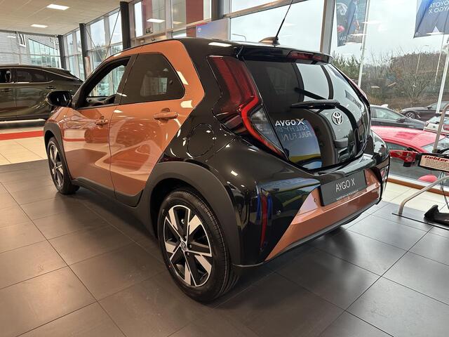 Toyota AYGO X Hybrid 115 pulse € 1000 inruilpremie, Snel leverbaar
