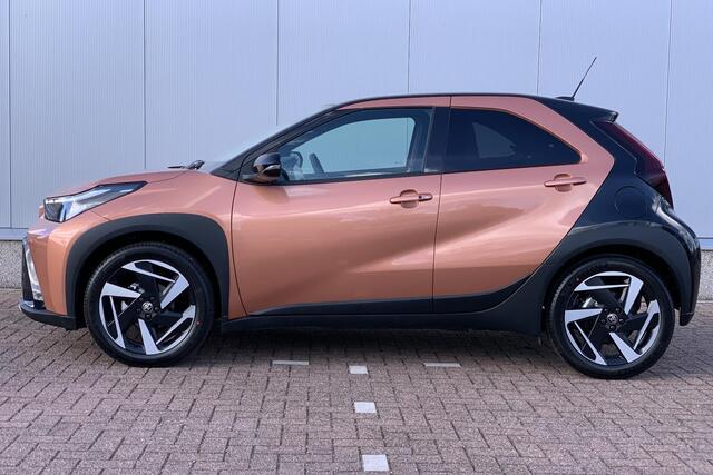 Toyota AYGO X Hybrid 115 envy € 1000 inruilpremie, Snel leverbaar