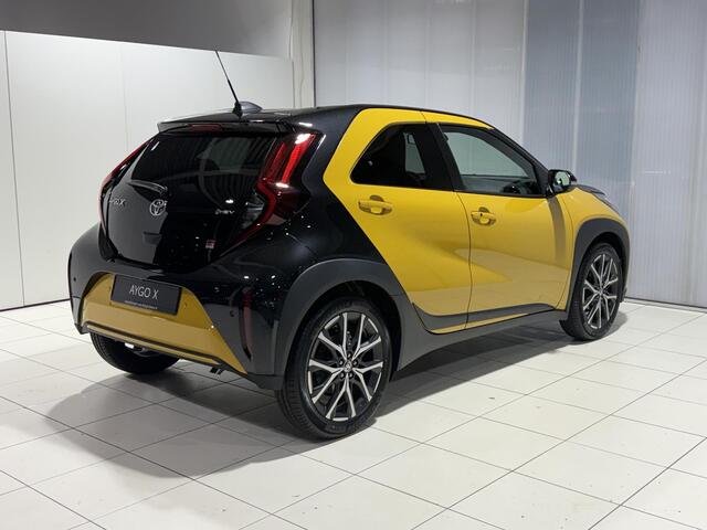 Toyota AYGO X Hybrid 115 GR Sport JBL-AUDIO , 18'' LM-VELGEN , KEYLESS , PARKEERSENSOREN V+A , STOELVERW , NAVI , CLIMA