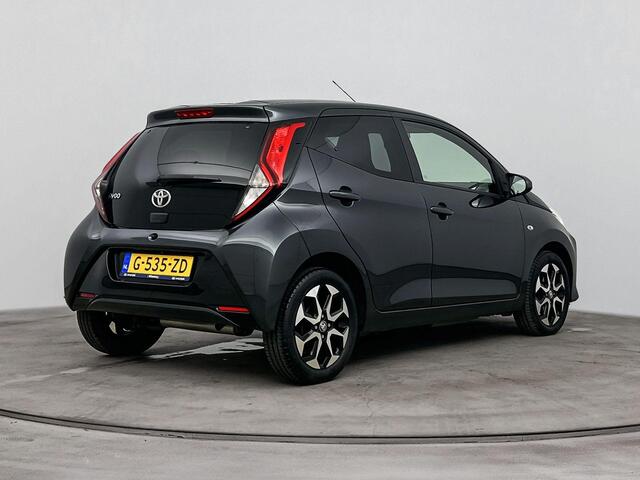 Toyota AYGO 1.0 VVT-i x-joy | Airco | LM velgen | Elektrische ramen | Climate control | Apple carplay/android auto | Achteruitrij camera |