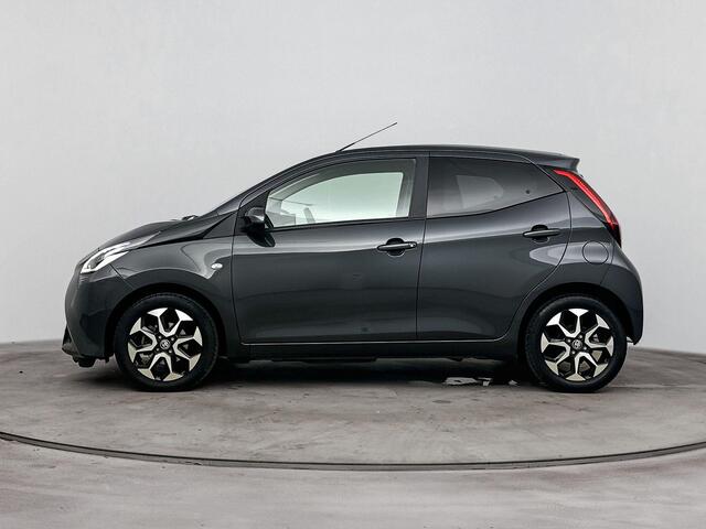 Toyota AYGO 1.0 VVT-i x-joy | Airco | LM velgen | Elektrische ramen | Climate control | Apple carplay/android auto | Achteruitrij camera |