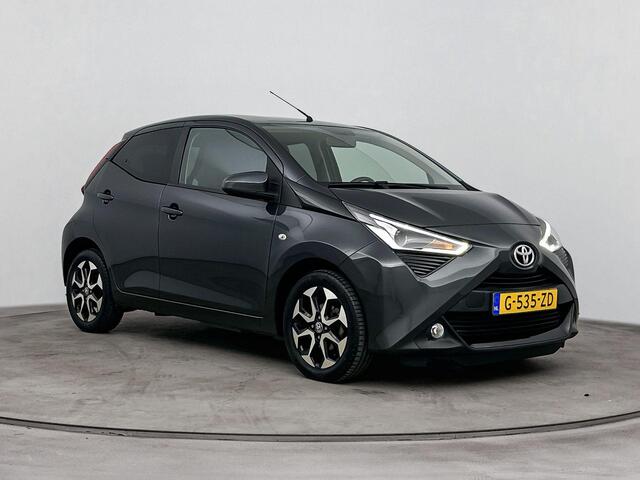 Toyota AYGO 1.0 VVT-i x-joy | Airco | LM velgen | Elektrische ramen | Climate control | Apple carplay/android auto | Achteruitrij camera |