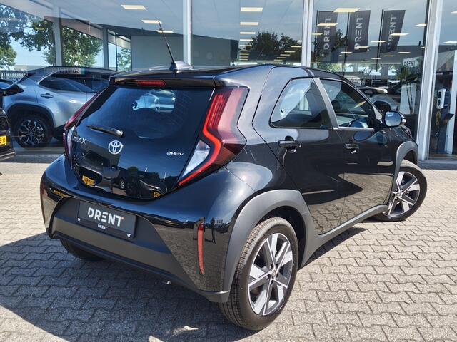 Toyota AYGO X Hybrid 115 Play | Lichtmetaal | Stoelverwarming | Draadloze Telefoonlader