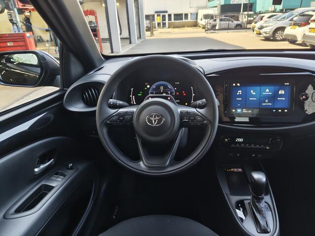 Toyota AYGO X Hybrid 115 Play | Lichtmetaal | Stoelverwarming | Draadloze Telefoonlader