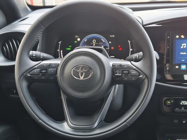 Toyota AYGO X Hybrid 115 Play | Lichtmetaal | Stoelverwarming | Draadloze Telefoonlader
