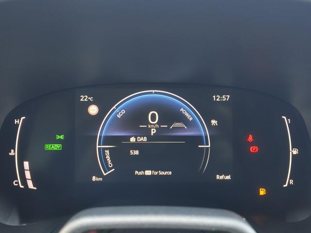 Toyota AYGO X Hybrid 115 Play | Lichtmetaal | Stoelverwarming | Draadloze Telefoonlader