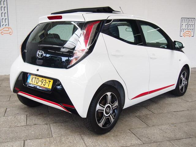 Toyota AYGO 1.0 VVT-i x-wave Camera Sunroof (APK:Nieuw) Incl.Garantie