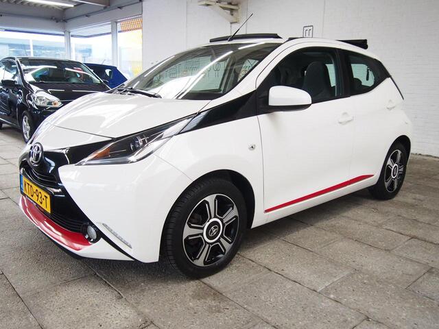 Toyota AYGO 1.0 VVT-i x-wave Camera Sunroof (APK:Nieuw) Incl.Garantie